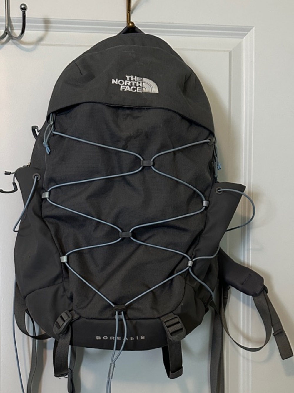 The North Face Gray Backpack with Light Blue Bungee Flexvent - Picture 7 of 17